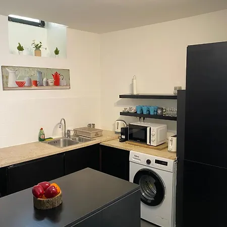 Spacious Steps From Bica Elevator For Families & Friends * Lisboa