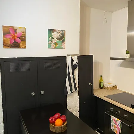 Spacious Steps From Bica Elevator For Families & Friends Apartman *