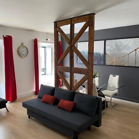 Spacious Steps From Bica Elevator For Families & Friends Lisboa