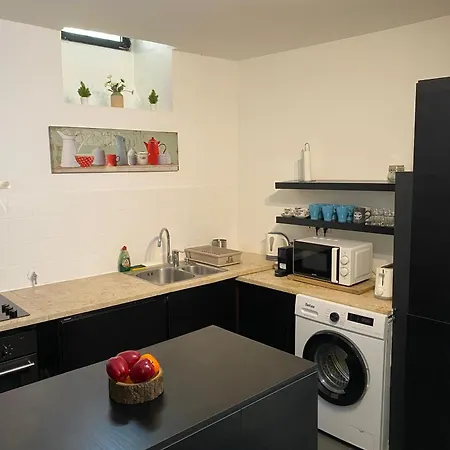 Apartman Spacious Steps From Bica Elevator For Families & Friends Lisboa