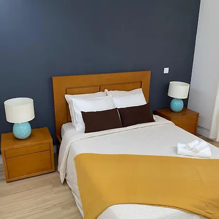 Spacious Steps From Bica Elevator For Families & Friends Apartman *