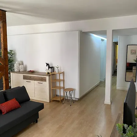 Spacious Steps From Bica Elevator For Families & Friends * Lisboa