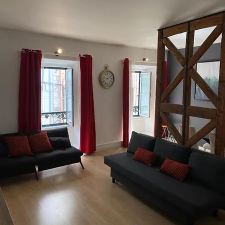 Apartman Spacious Steps From Bica Elevator For Families & Friends Lisboa