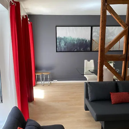 Spacious Steps From Bica Elevator For Families & Friends Apartman